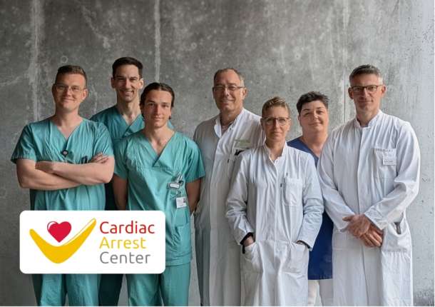 Team der Notfall- und Intensivmedizin mit dem Siegel „Cardiac Arrest Center“