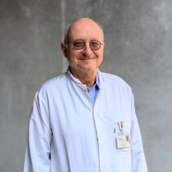 Prof. Dr. Ewert Schulte-Frohlinde | Chefarzt