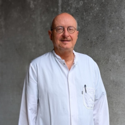 Chefarzt Prof. Dr. Schulte-Frohlinde
