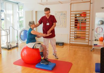 Einzeltherapie im Gymnastikraum