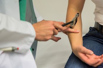 Untersuchung Wirbelsäule Klinikum Freising